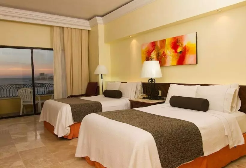 سوییت, Royal Villas Resort