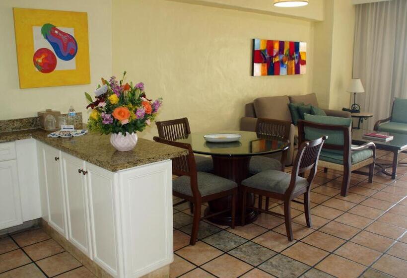 סוויטה, Royal Villas Resort