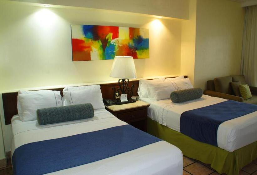 סוויטת ג'וניור, Royal Villas Resort