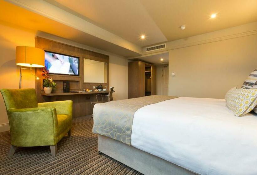 اتاق اجرایی با تخت بزرگ, Bonnington Hotel & Leisure Centre