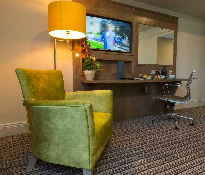 اتاق اجرایی با تخت بزرگ, Bonnington Hotel & Leisure Centre