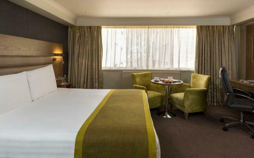 اتاق استاندارد یک نفره, Bonnington Hotel & Leisure Centre