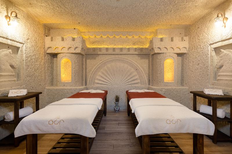 اتاق لوکس, Africana