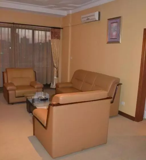 اتاق لوکس با بالکن, Africana