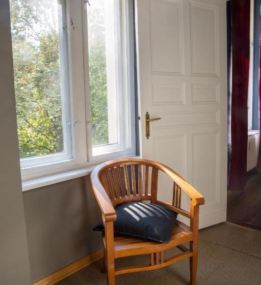 سوییت خانوادگی, Art Nouveau Am Kurfürstendamm