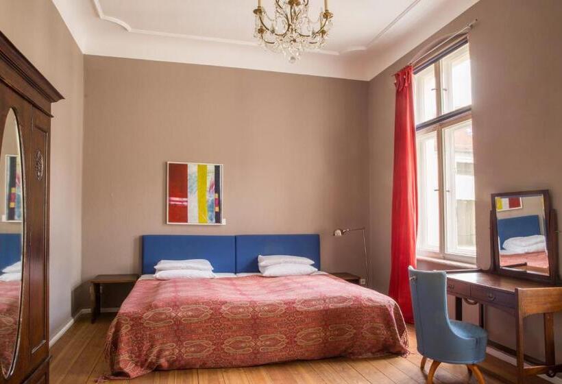 سوییت خانوادگی, Art Nouveau Am Kurfürstendamm