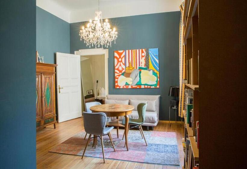 سوییت خانوادگی, Art Nouveau Am Kurfürstendamm