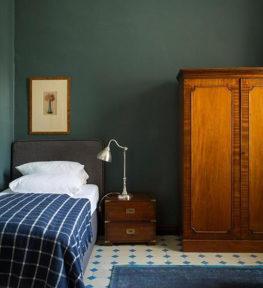 اتاق کلاسیک یک تخته, Art Nouveau Am Kurfürstendamm