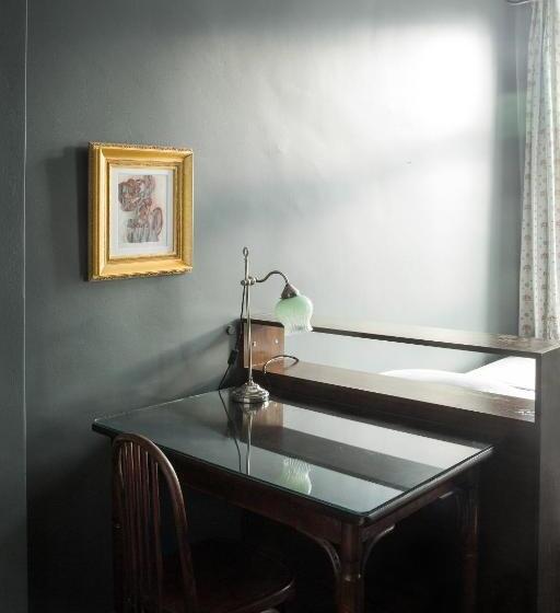 اتاق کلاسیک یک تخته, Art Nouveau Am Kurfürstendamm