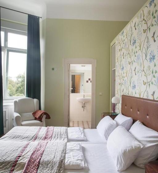 اتاق استاندارد, Art Nouveau Am Kurfürstendamm