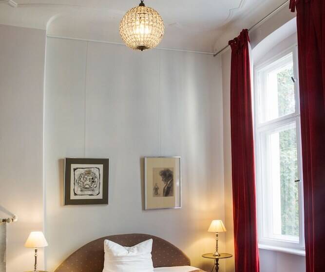 اتاق استاندارد, Art Nouveau Am Kurfürstendamm