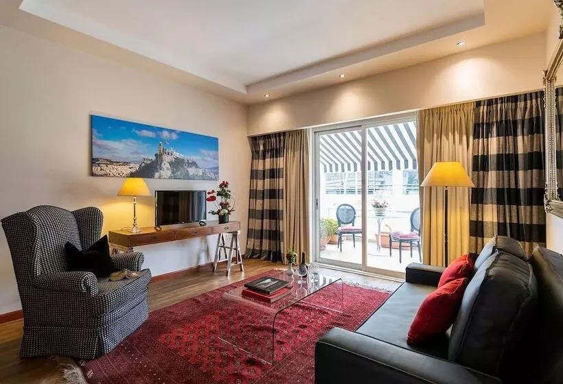 デラックススイート, Best Western Plus Embassy