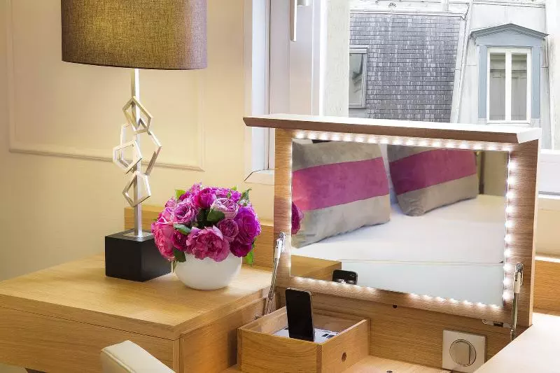 デラックスルーム, Hôtel Galileo Champs Elysées