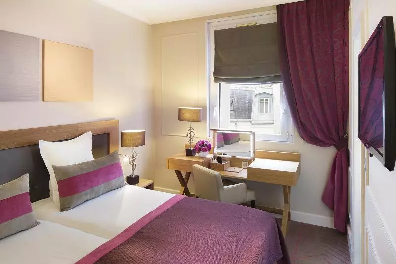 デラックスルーム, Hôtel Galileo Champs Elysées