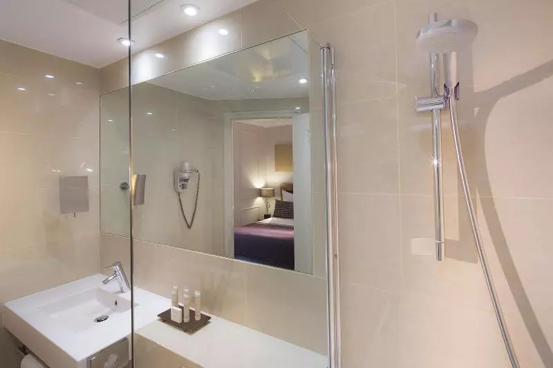 クラシックルーム, Hôtel Galileo Champs Elysées