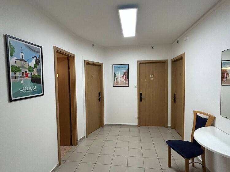 اتاق اکونومی با حمام مشترک, Primadom Apart