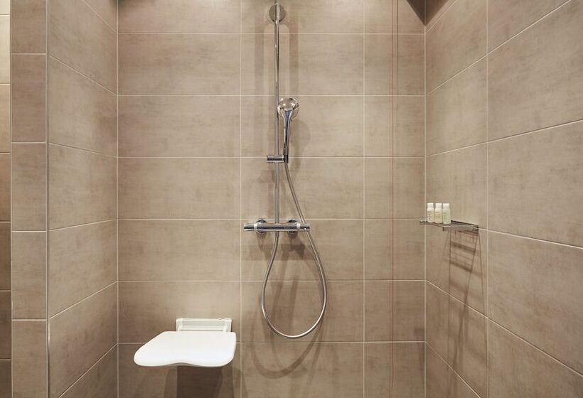 スタンダードルーム, Indigo   Dusseldorf   Victoriaplatz, An Ihg