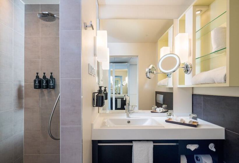 プレミアムルーム, Indigo   Dusseldorf   Victoriaplatz, An Ihg