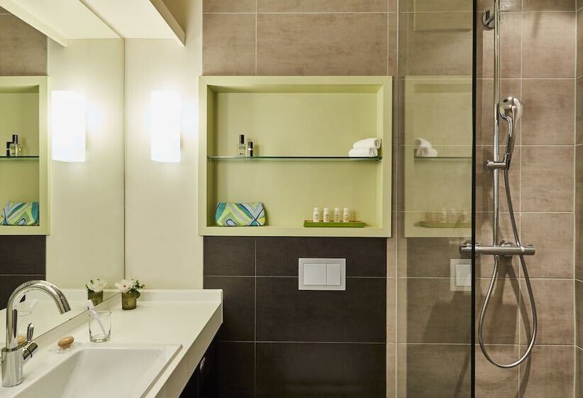 シティビュープレミアムルーム, Indigo   Dusseldorf   Victoriaplatz, An Ihg