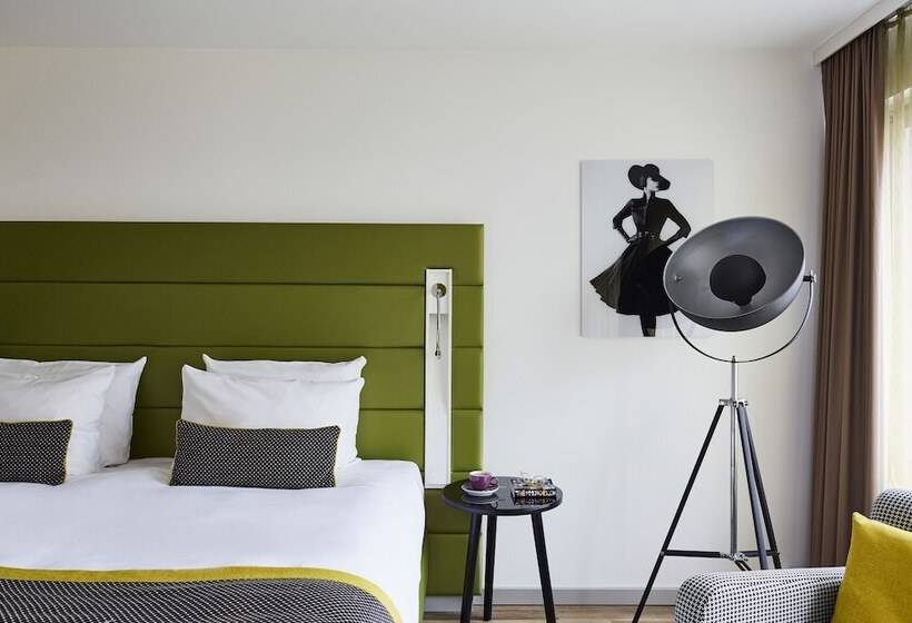 シティビュープレミアムルーム, Indigo   Dusseldorf   Victoriaplatz, An Ihg