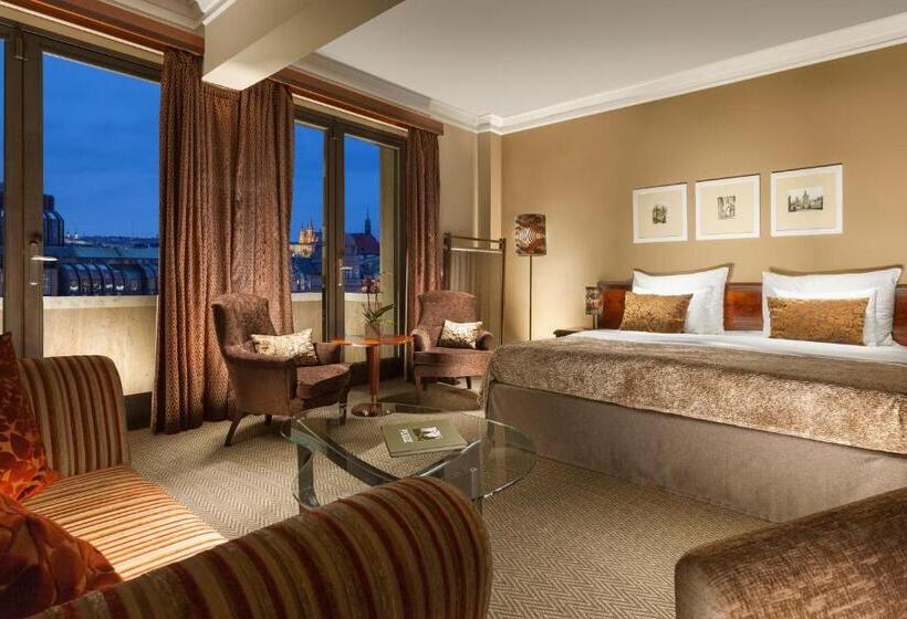 اتاق لوکس, Jalta Boutique