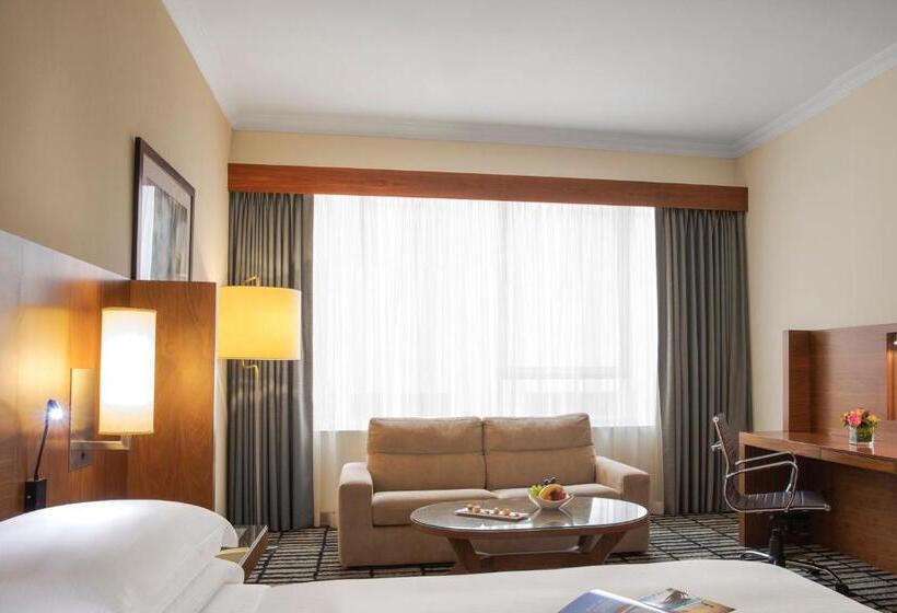 Стандартный Номер Кровать Кинг, Jumeira Rotana – Dubai