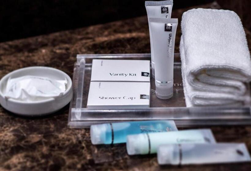 Номер Стандарт, Jumeira Rotana – Dubai