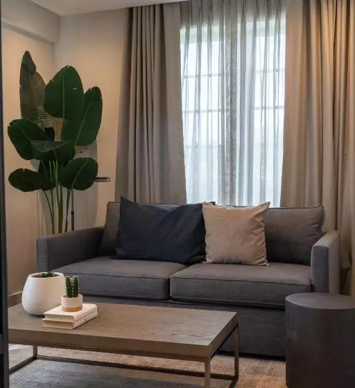 キングサイズベッドのデラックススイート, Nassau Suite South Beach, An All Suite