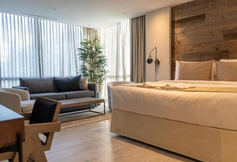 带大床的复式套间, Nassau Suite South Beach, An All Suite