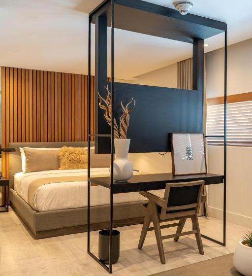 带大床的套房, Nassau Suite South Beach, An All Suite