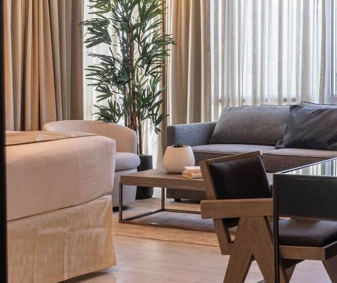 豪华套房, Nassau Suite South Beach, An All Suite