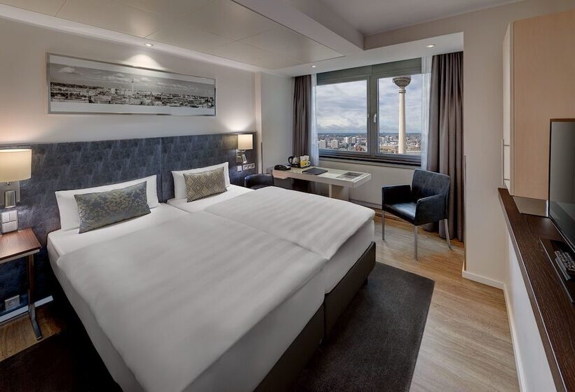 Standard Room City View, Park Inn By Radisson Berlin Alexanderplatz