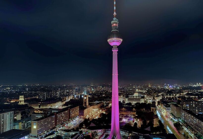 اتاق استاندارد با چشم‌انداز شهر, Park Inn By Radisson Berlin Alexanderplatz
