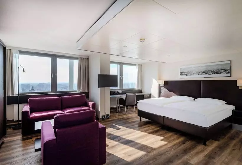Junior Suite, Park Inn By Radisson Berlin Alexanderplatz