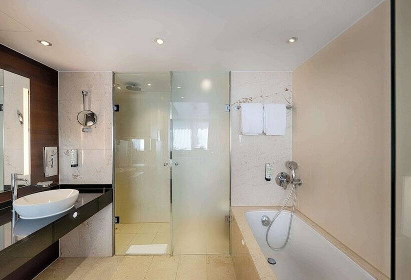 Suite, Park Inn By Radisson Berlin Alexanderplatz