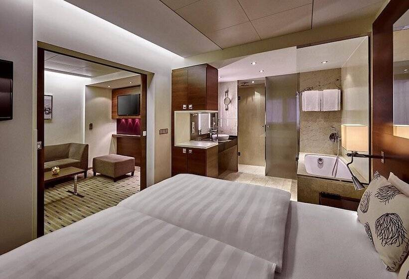 Suite, Park Inn By Radisson Berlin Alexanderplatz