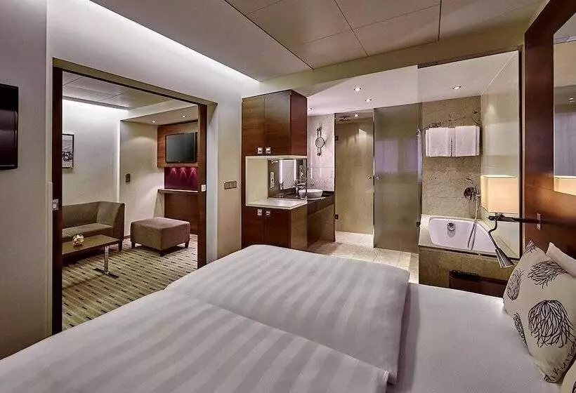 Suite, Park Inn By Radisson Berlin Alexanderplatz