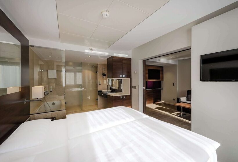 سوییت, Park Inn By Radisson Berlin Alexanderplatz