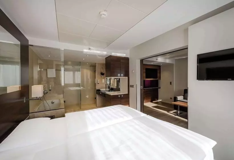Suite, Park Inn By Radisson Berlin Alexanderplatz