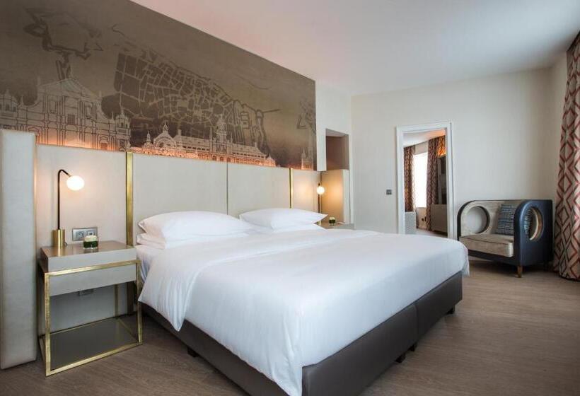 سوییت, Radisson Blu Hotel, Antwerp City Centre