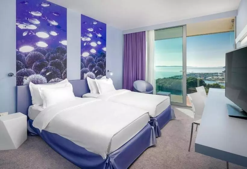 バルコニーつきオーシャンビュースーペリアルーム, Radisson Blu Resort & Spa