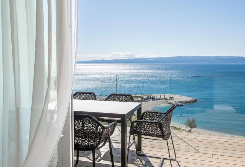 프리미엄 스위트 바다 전망, Radisson Blu Resort & Spa