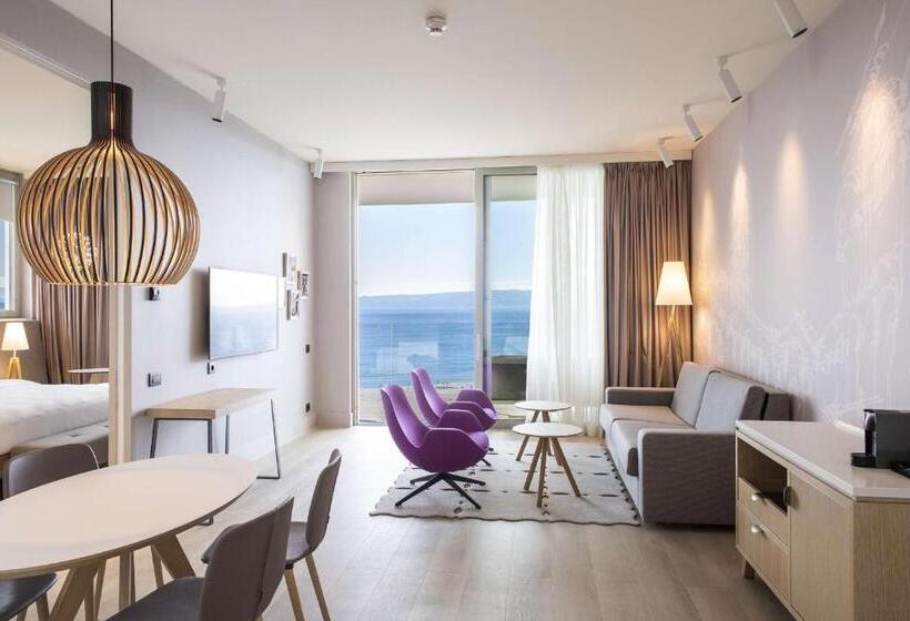 프리미엄 스위트 바다 전망, Radisson Blu Resort & Spa