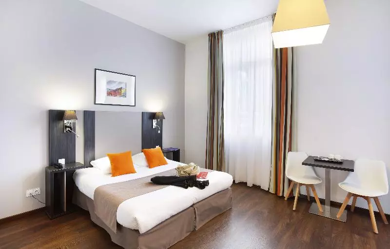 オーシャンビューのプレミアムルーム。, Radisson Blu Resort & Spa