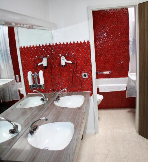 浴室共有スタンダード4人用ルーム, Sonne St. Moritz 3 Superior