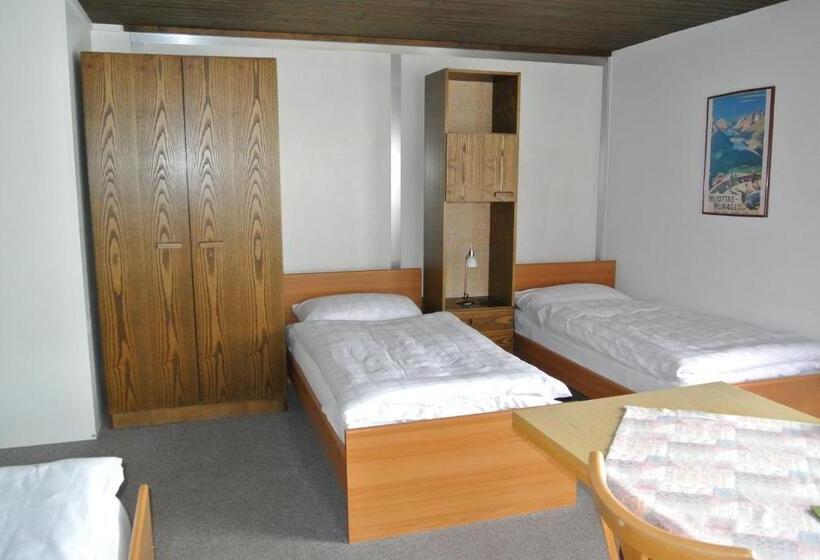 浴室共有スタンダード4人用ルーム, Sonne St. Moritz 3 Superior