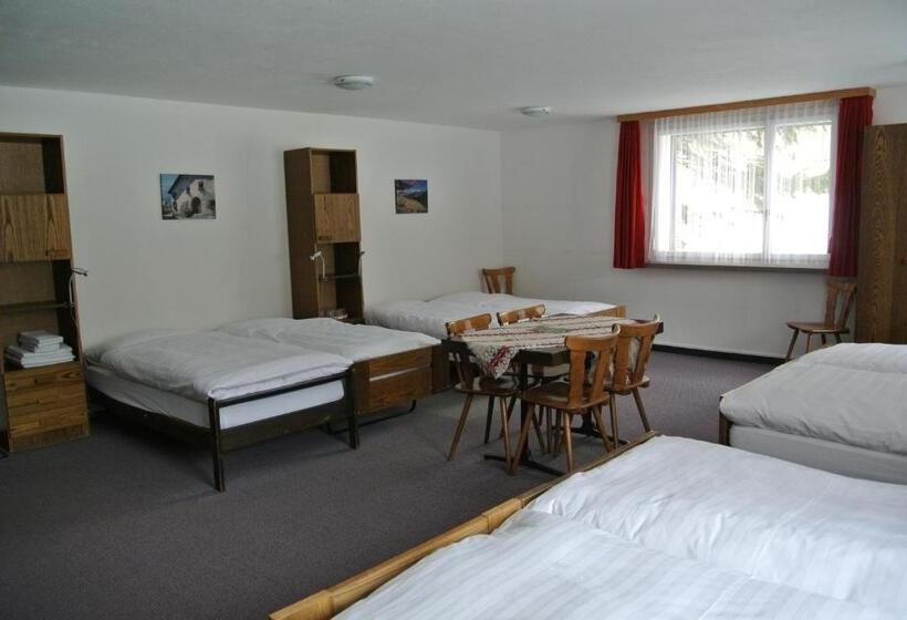 Cama em Quarto Compartilhado com Banheiro Compartilhado, Sonne St. Moritz 3 Superior