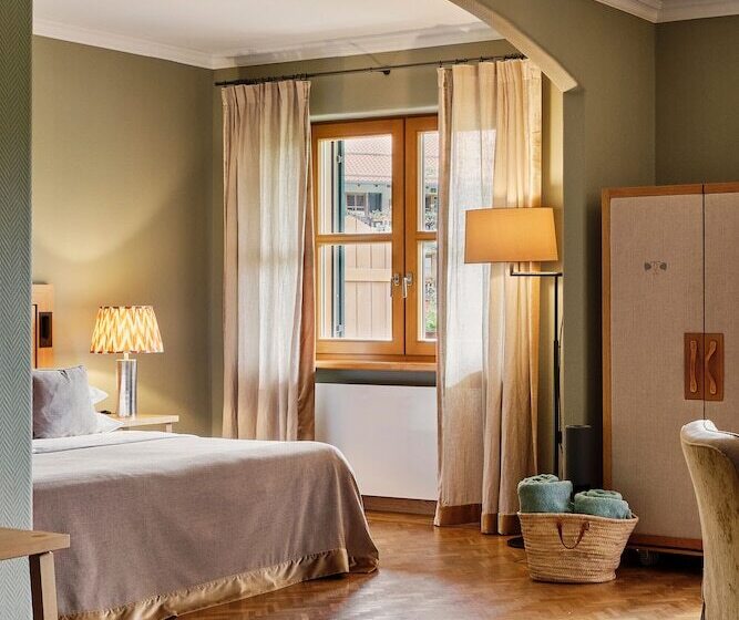 Junior Suite, Spa & Resort Bachmair Weissach, Luxury Family Resort