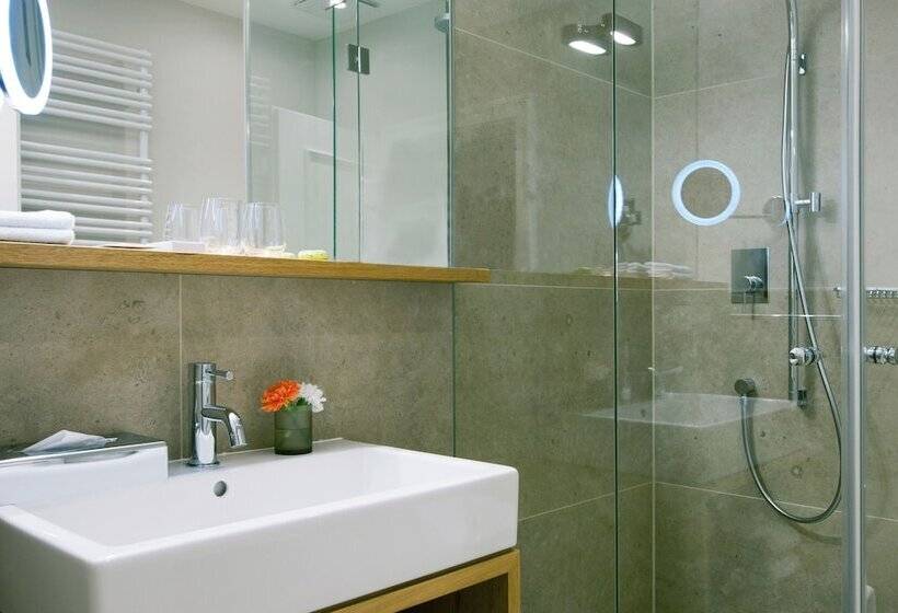Klassische Suite, Spa & Resort Bachmair Weissach, Luxury Family Resort