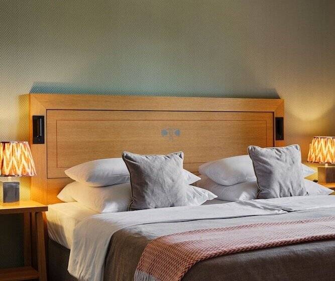 Klassische Suite, Spa & Resort Bachmair Weissach, Luxury Family Resort